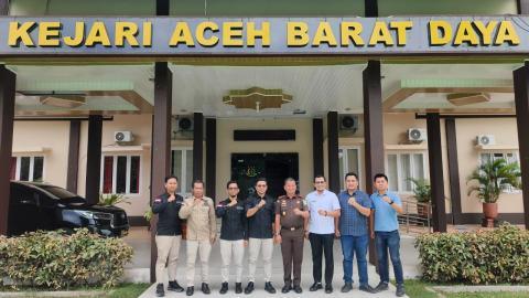 Dokumentasi Kegiatan Audiensi, Silaturahmi, dan Konsolidasi Demokrasi dengan Kejaksaan Negeri Aceh Barat Daya, yang Dilaksanakan pada Rabu, (30/09/2026).