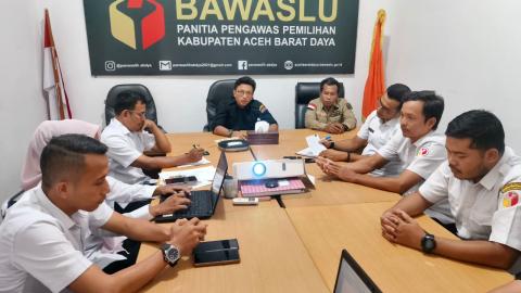 Dokumentasi Rapat Evaluasi MoU dengan STIT Muhammadiyah dan STKIP, serta pembahasan mengenai pembentukan UMKM, rapat tersebut dilaksanakan pada Rabu, (30/09/2026).