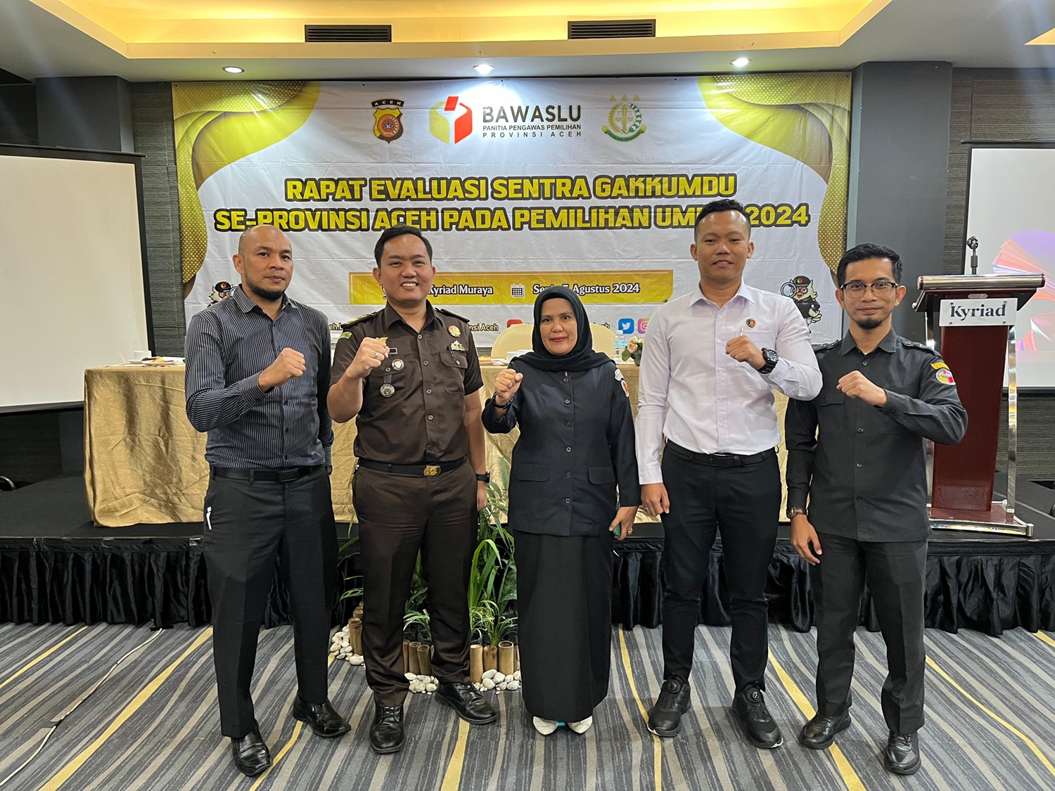 Dokumentasi Rapat Evaluasi Sentra Gakkumdu se Provinsi Aceh dilaksanakan Di Hotel Kriyad Banda Aceh, Senin (05/08/2024).