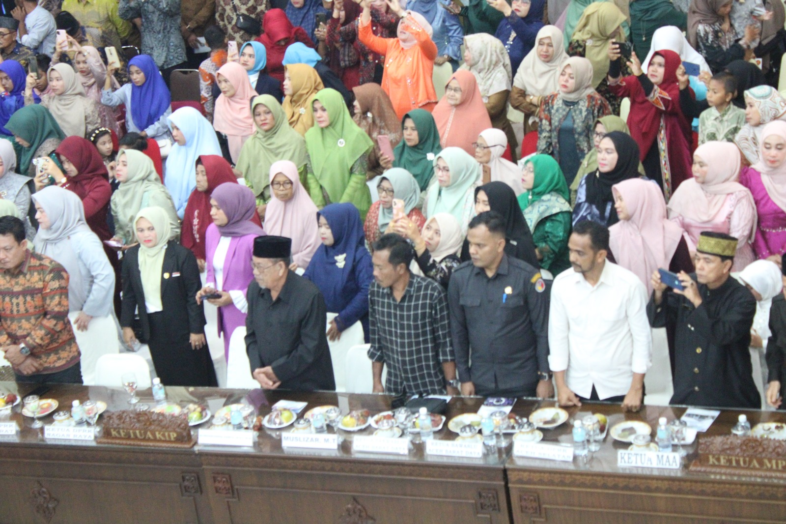 Dokumentasi Pengambilan Sumpah Jabatan 25 Anggota DPRK Abdya, Senin (09/09/2024).