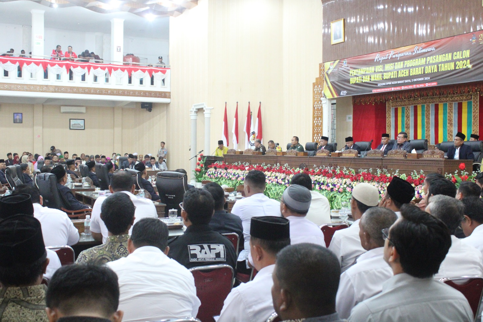 Dokumentasi Penyampaian hasil pleno pembagian fraksi anggota DPRK Abdya dan Penyampaian Visi dan Misi Pasangan Calon Bupati 2024-2029, Rabu (02/10/2024).