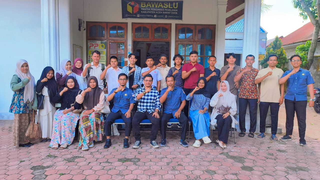Dokumentasi Rapat Pembekalan Kepada Peserta Pendidikan Pengawas Partisipatif (P2P) di Bawaslu Abdya, Senin (15/06/2026).