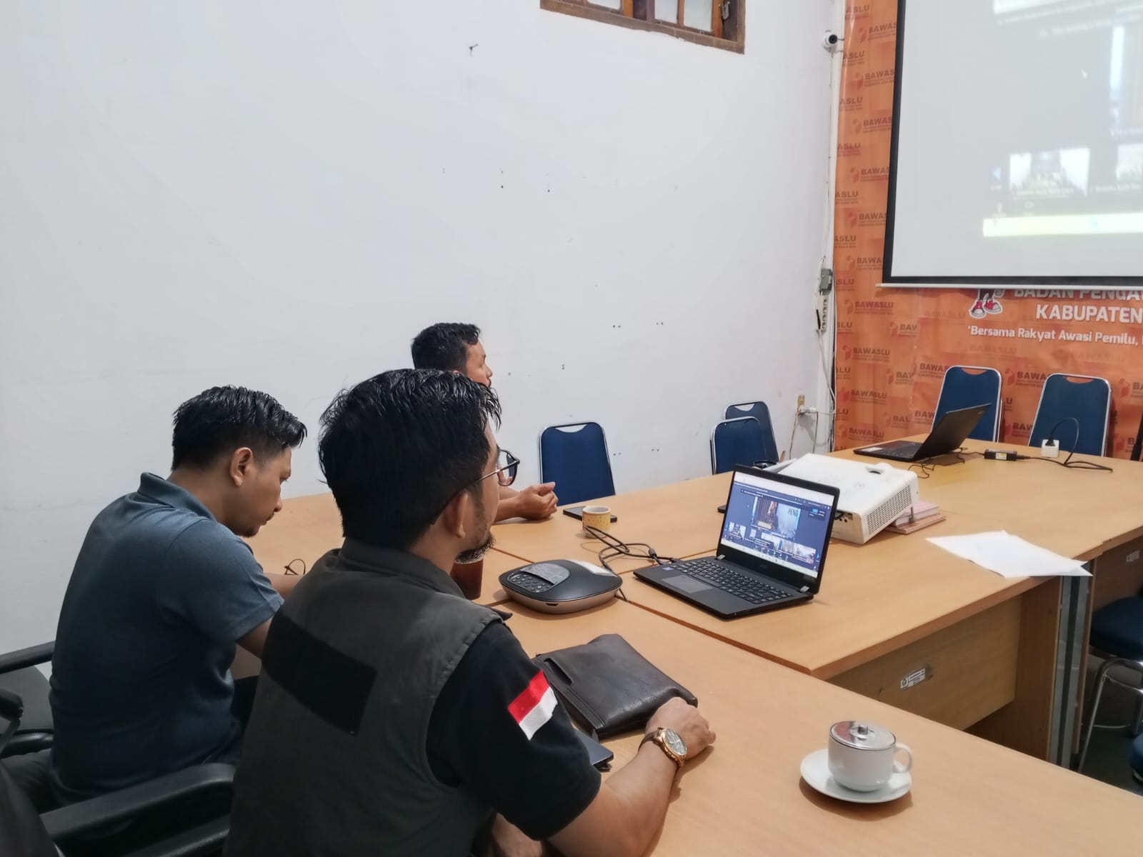 Dokumentasi IKP 2024 yang diselenggarakan oleh Bawaslu Republik Indonesia secara daring melalui Zoom, Selasa (04/08/2026).