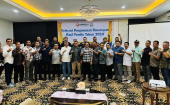 Dokumentasi Evaluasi Pengawasan Penetapan Hasil Pemilu Tahun 2024, Senin (21/10/2024).