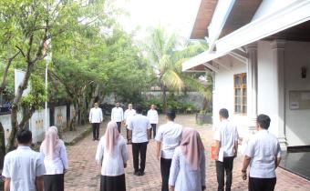 Dokumentasi Pelaksanaan Apel Peringatan Hut Bawaslu RI Ke-17 Tahun