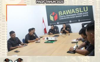 Dokumenntasi Rapat Internal Pembahasan dan Evaluasi Kegiatan Yang di Laksanakan Tahun 2025, Senin (19/05/2025).