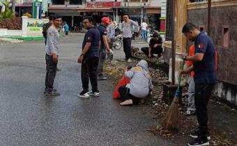 Dokumentasi Gotong Royong Bersama Forkopimda Abdya, yang dilaksanakan di sejumlah titik strategis di wilayah Abdya, Jum'at (13/02/2026).