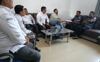 Dokumentasi  Audiensi dan Silaturrahmi Terkait Pengawasan Uji Petik PDPB di Sekretariat Bawaslu Abdya, Senin (22/06/2026).