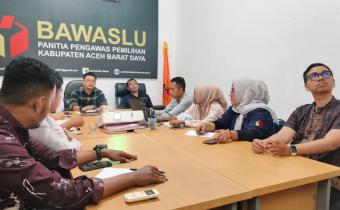 Dokumentasi Rapat Pembahasan Persiapan Video Bawaslu Membelajarkan Volume II Tahun 2026, Kamis (20/08/2026).