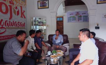 Dokumentasi Kunjungan Ketua KIP Aceh Barat Daya, Iswandi, bersama Anggota KIP Aceh Barat Daya pada Senin, (14/09/2026).