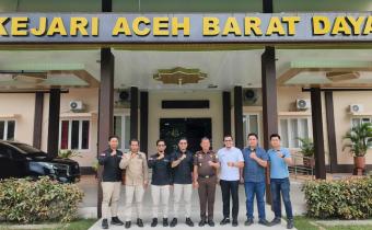 Dokumentasi Kegiatan Audiensi, Silaturahmi, dan Konsolidasi Demokrasi dengan Kejaksaan Negeri Aceh Barat Daya, yang Dilaksanakan pada Rabu, (30/09/2026).